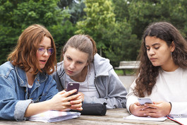 Quelles spécialités pour quelles études après le bac 2021 ?
